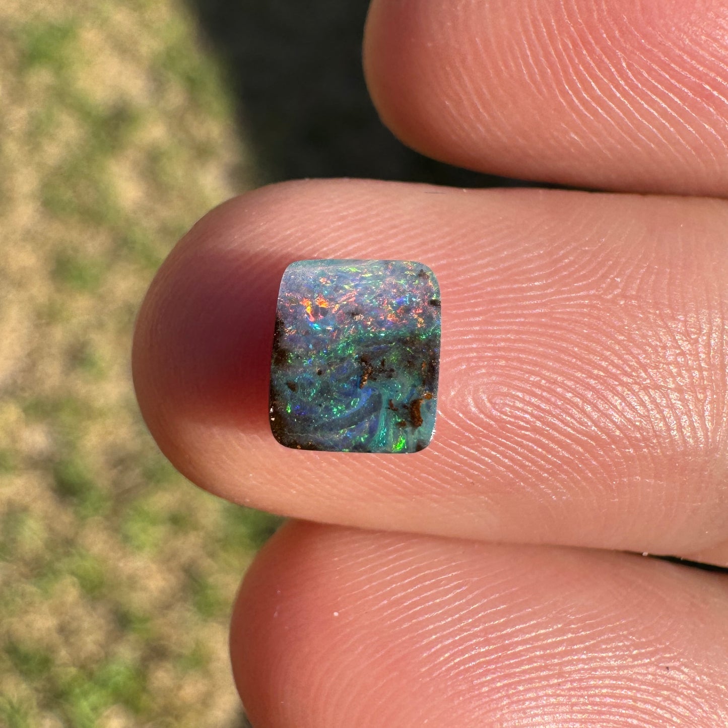1.01 Ct extra small boulder opal - Broken River Mining