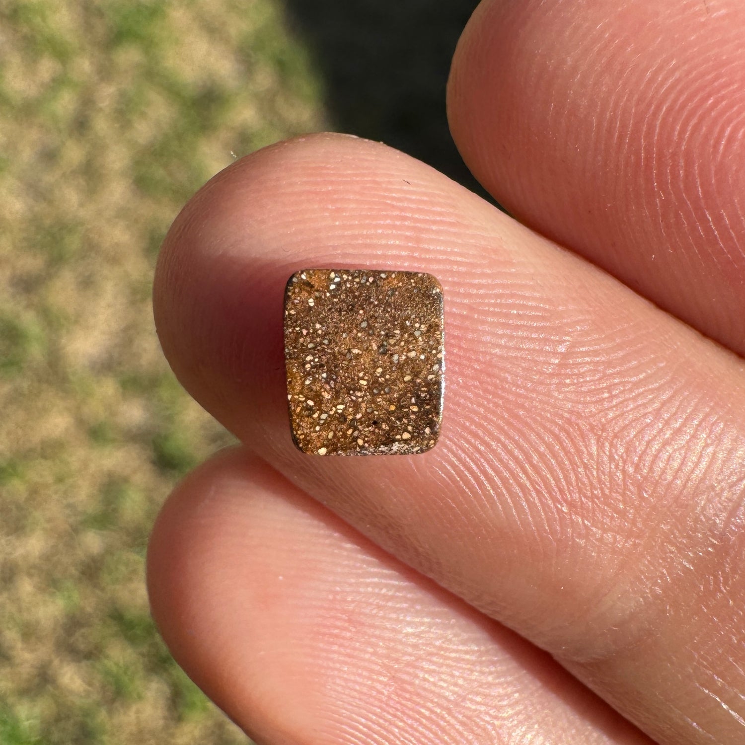 1.01 Ct extra small boulder opal - Broken River Mining