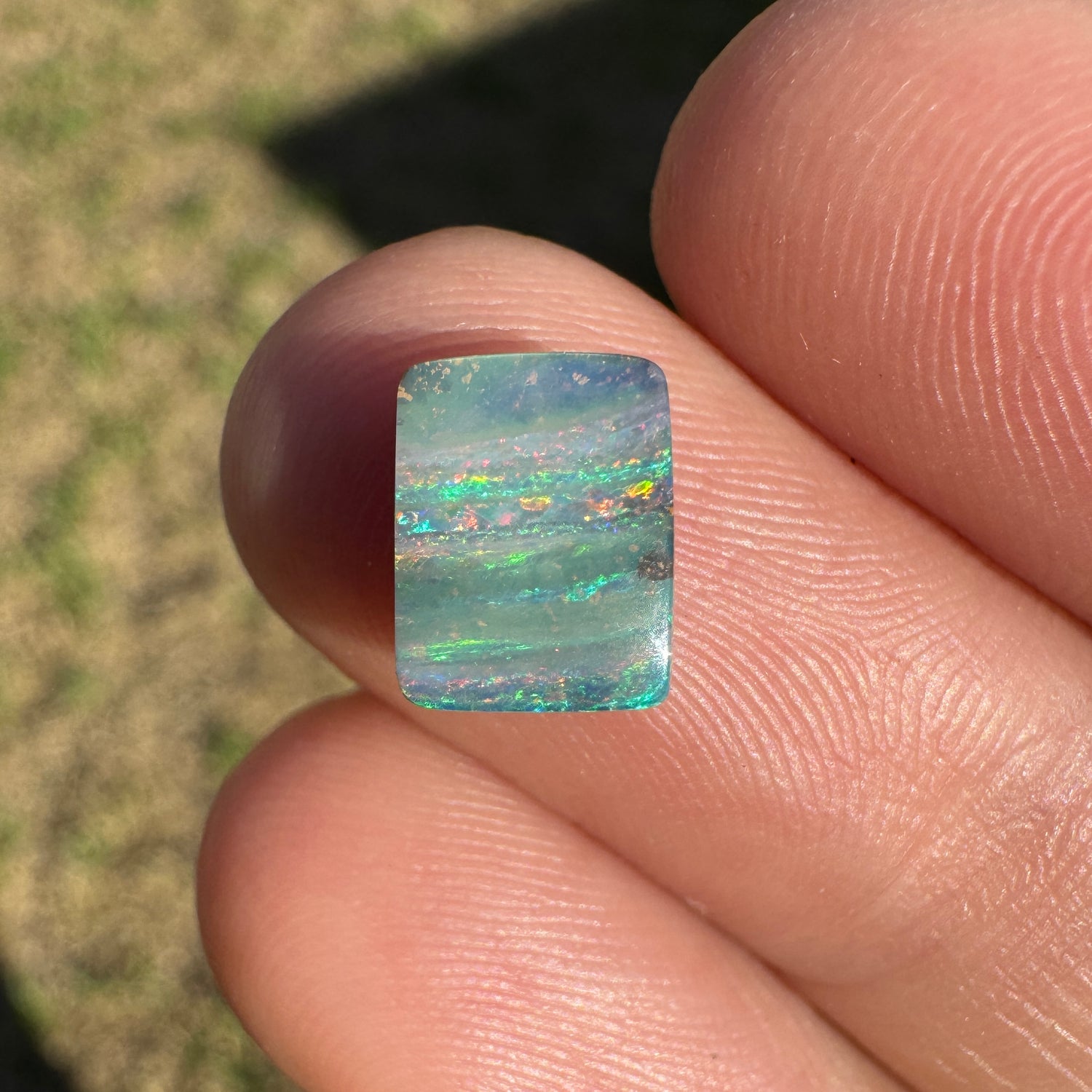 1.59 Ct small boulder opal - Broken River Mining