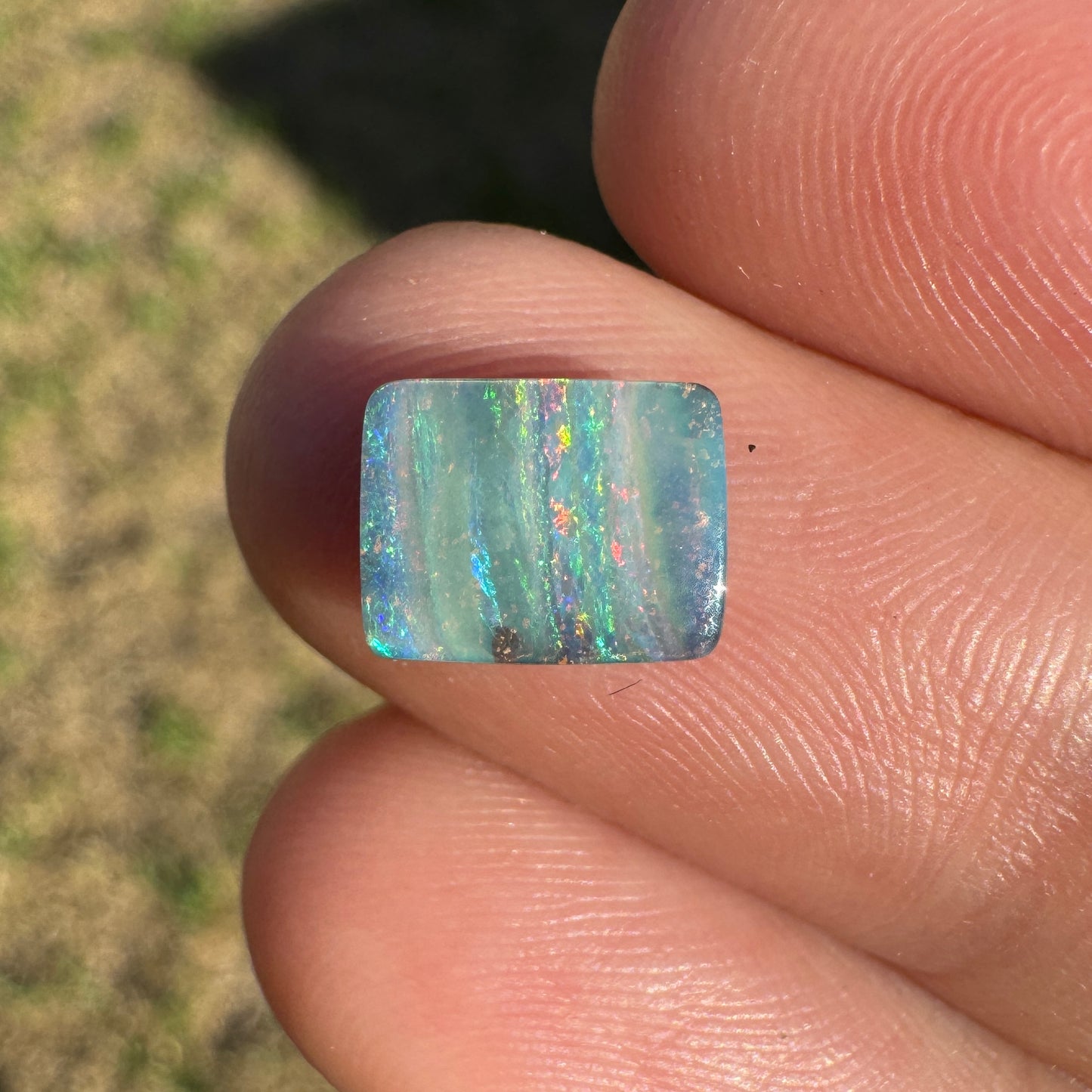 1.59 Ct small boulder opal - Broken River Mining