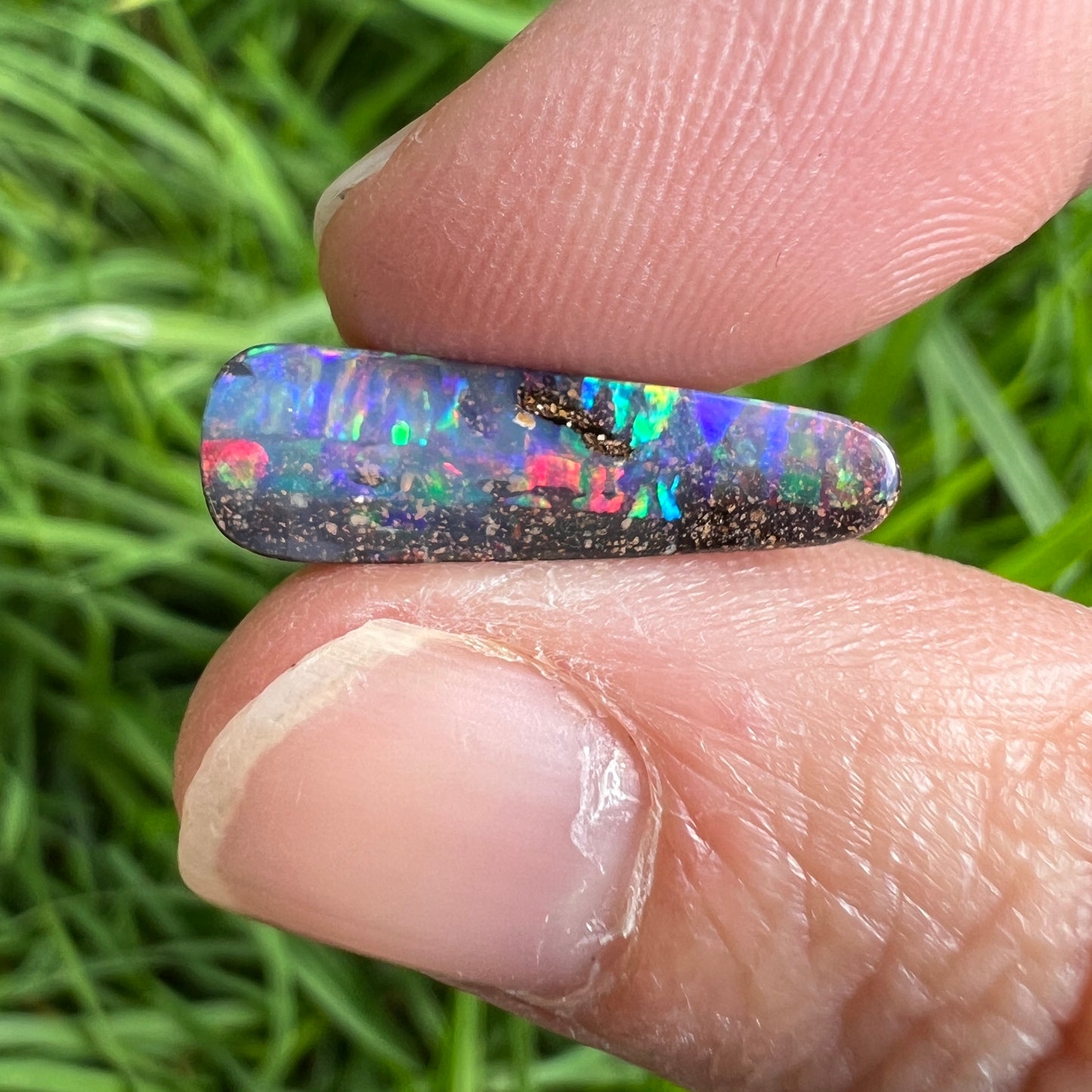 2.75 Ct small gem boulder opal