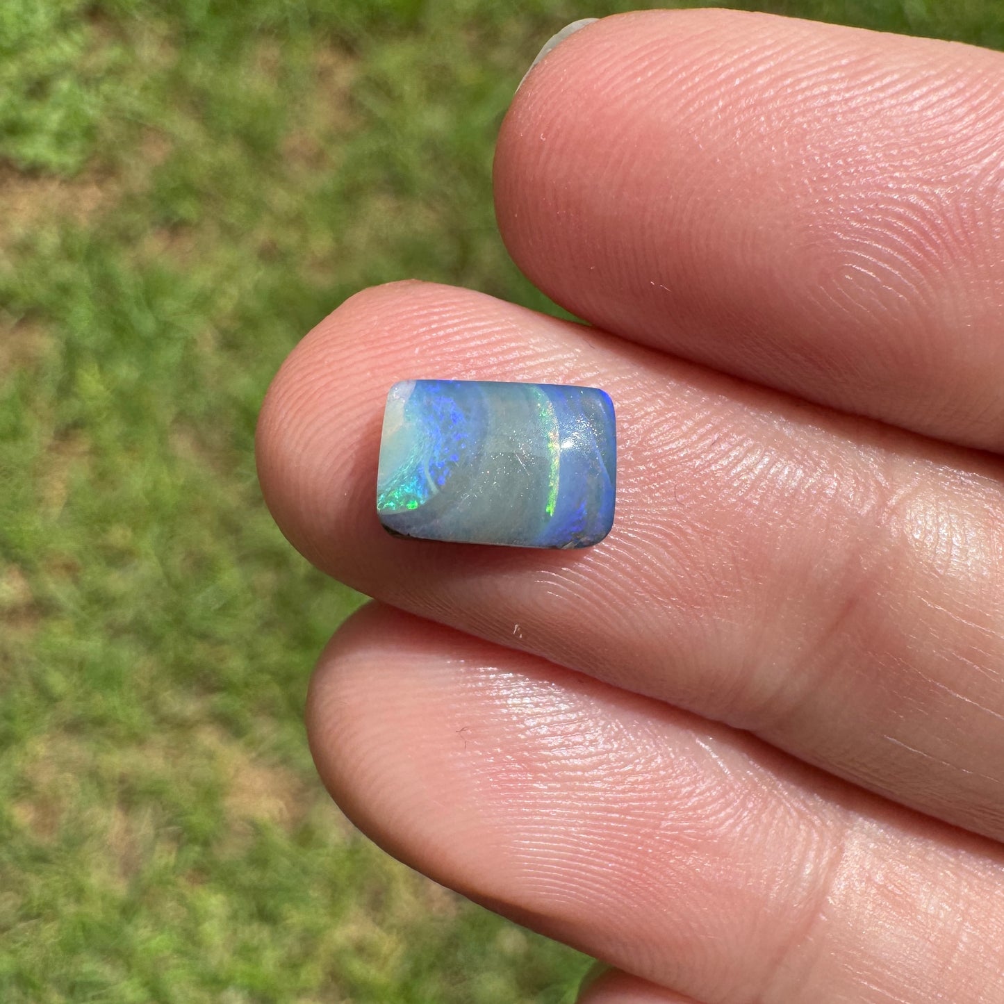 1.21 Ct small boulder opal