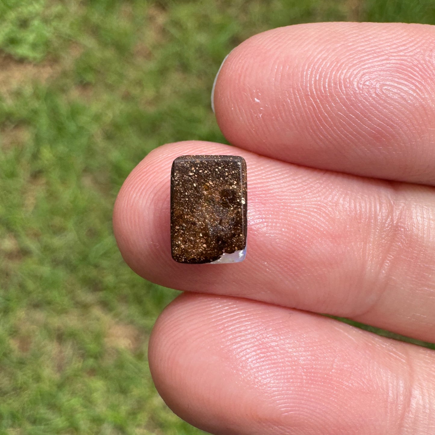 1.21 Ct small boulder opal