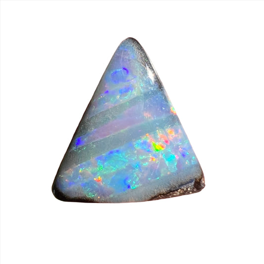 4.47 Ct rainbow boulder opal