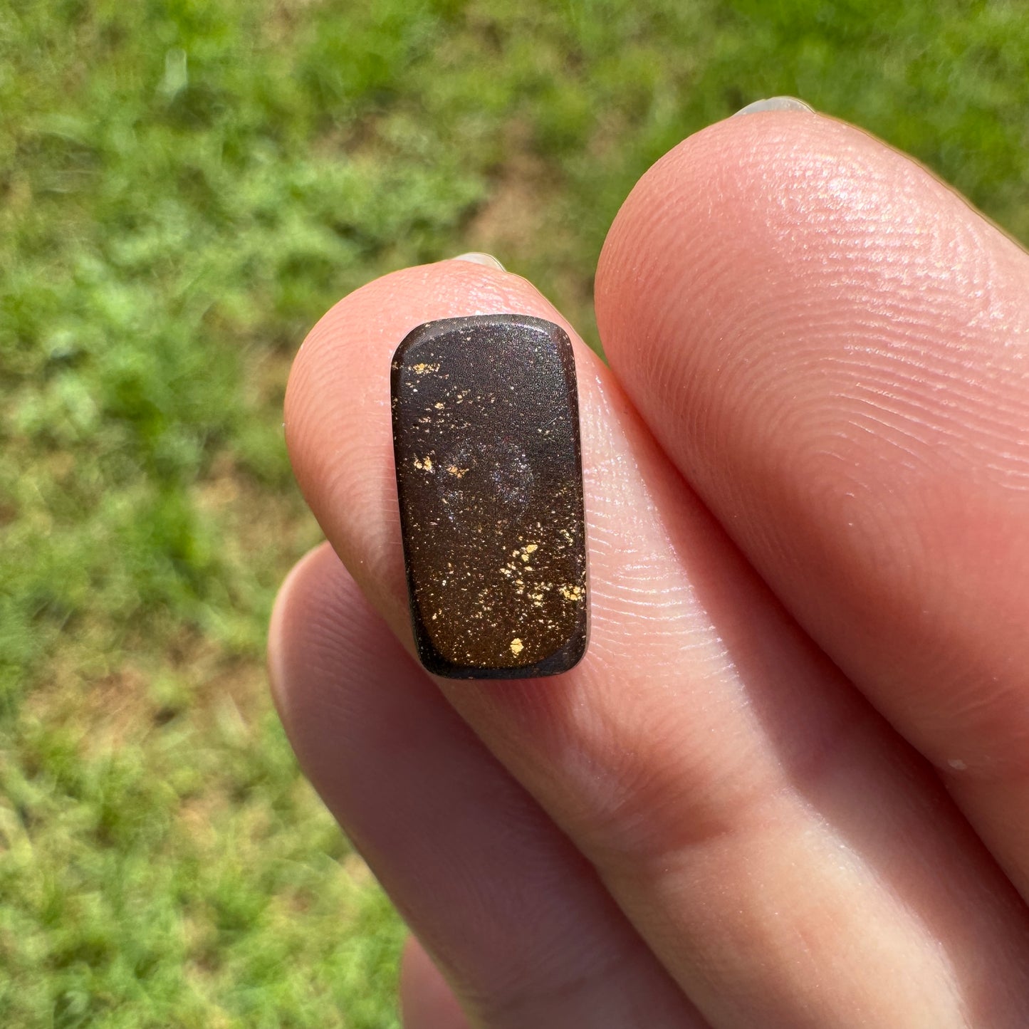 2.70 Ct small boulder opal