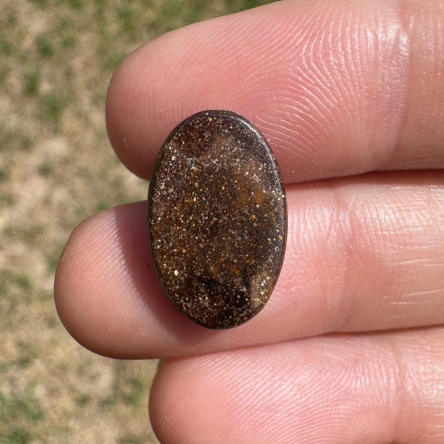 5.32 Ct oval boulder opal - Broken River Mining