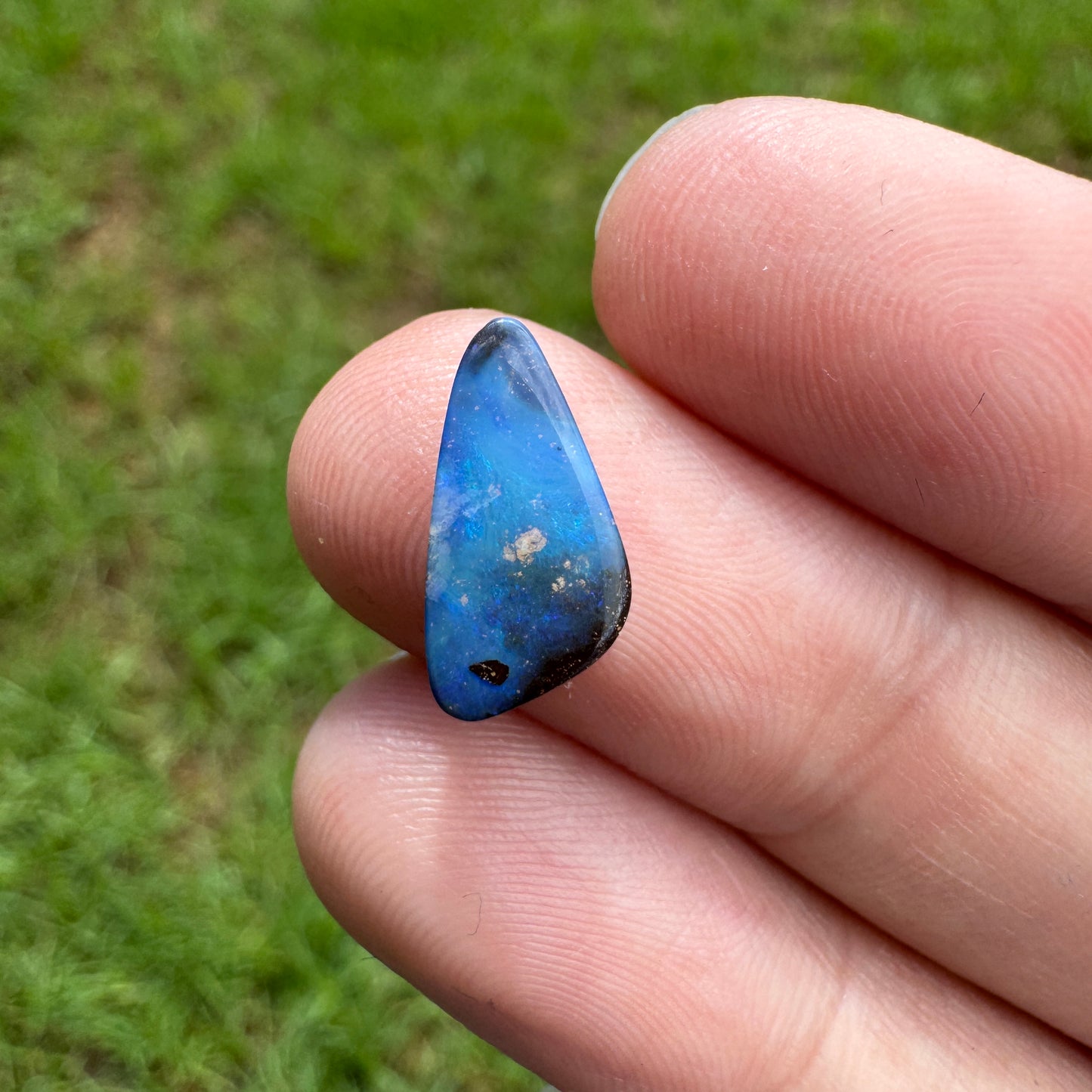 2.12 Ct small boulder opal