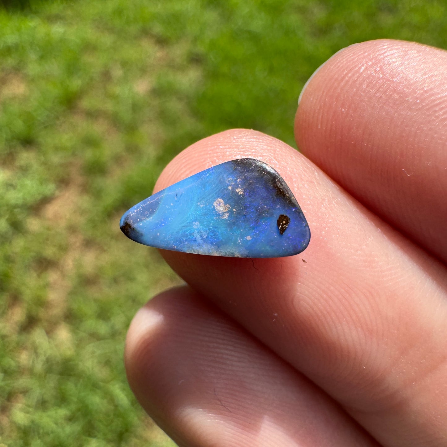 2.12 Ct small boulder opal