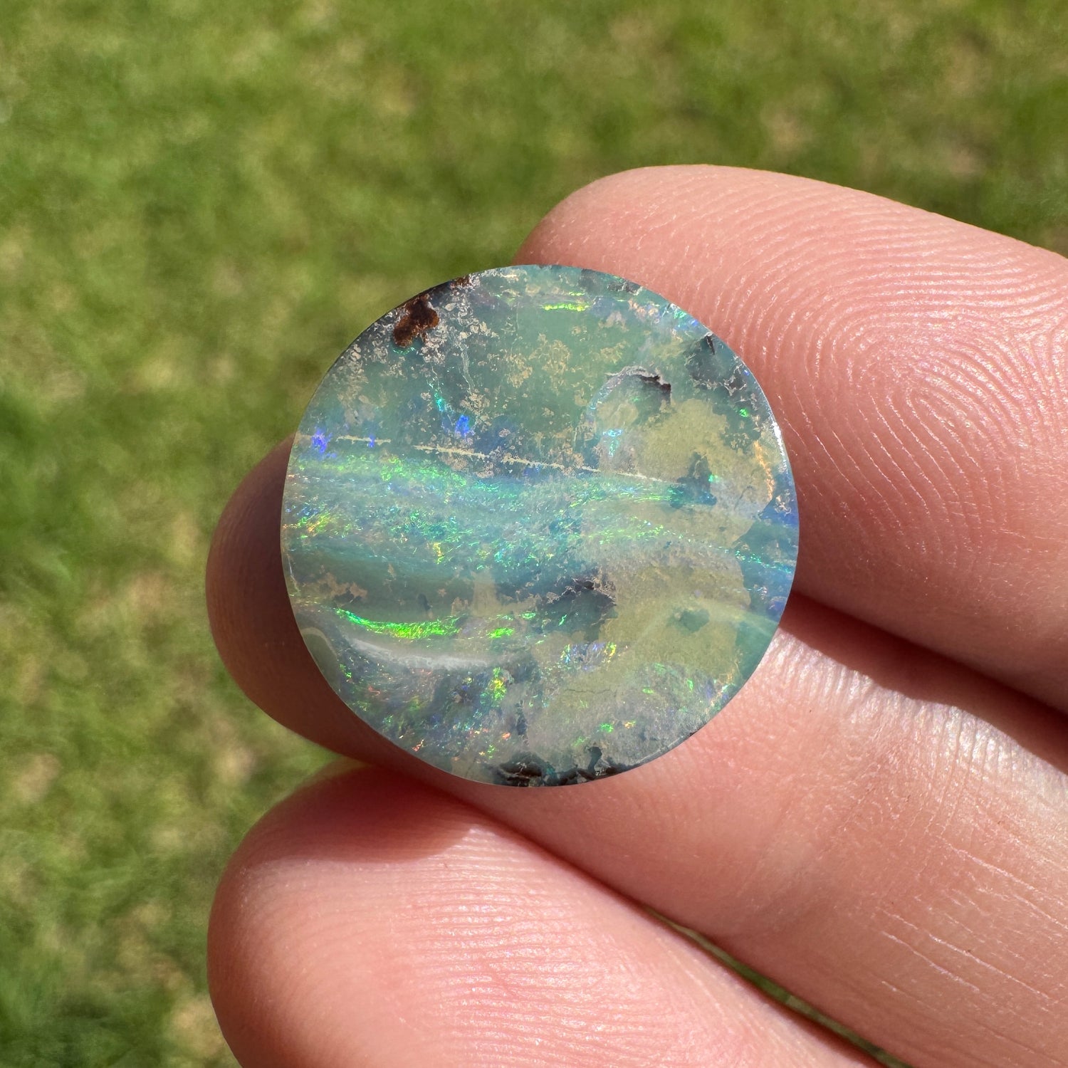 7.34 Ct green swirly boulder opal - Broken River Mining