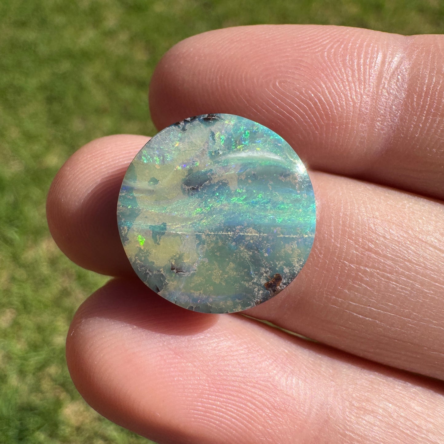 7.34 Ct green swirly boulder opal - Broken River Mining