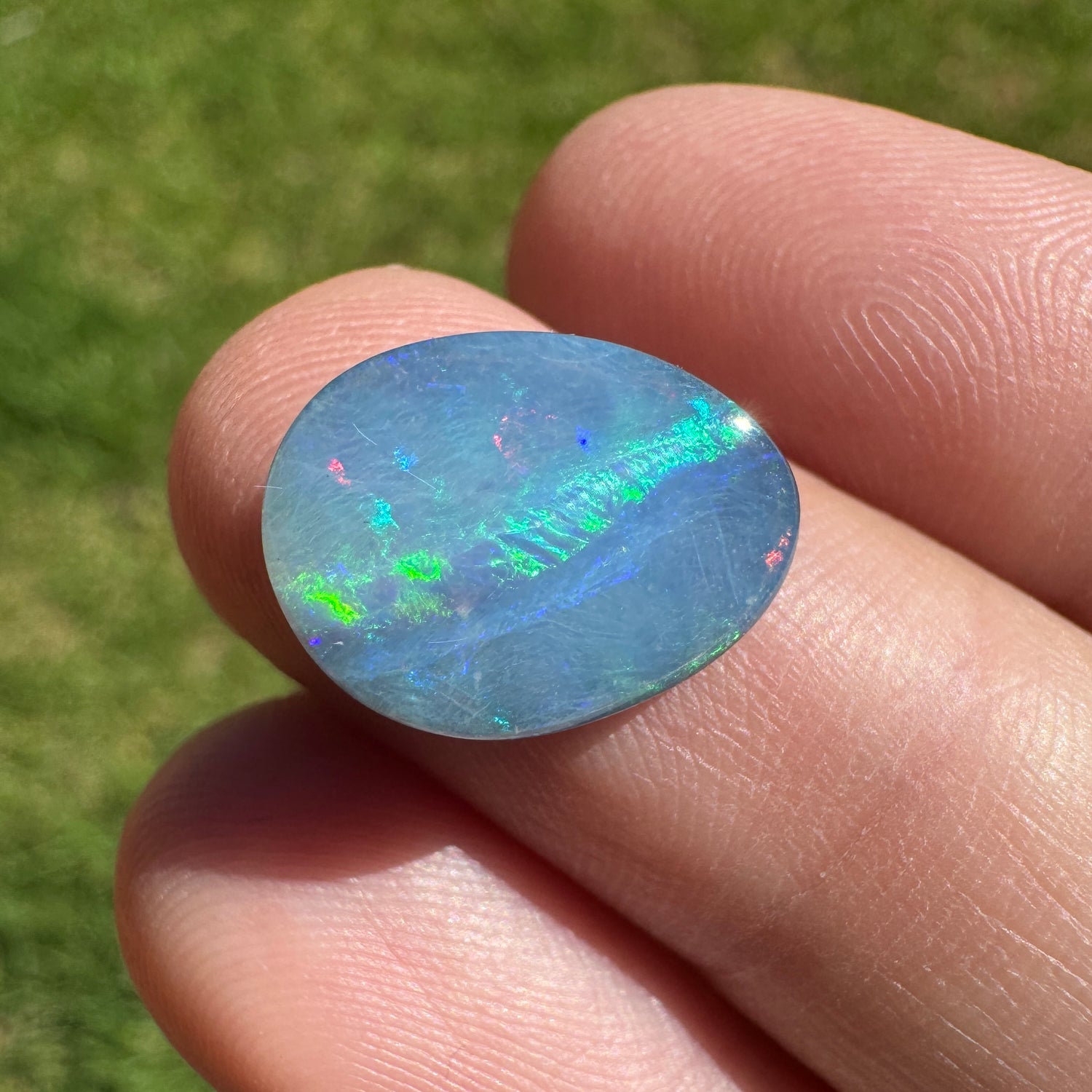 5.72 Ct the 'green stripe' boulder opal - Broken River Mining