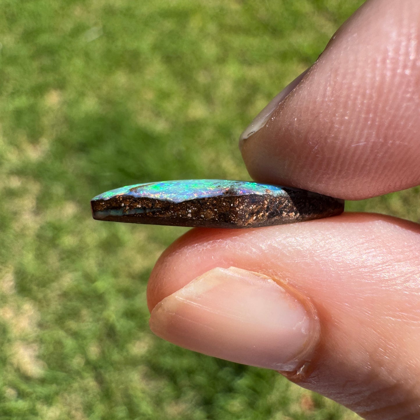3.84 Ct green-blue boulder opal - Broken River Mining