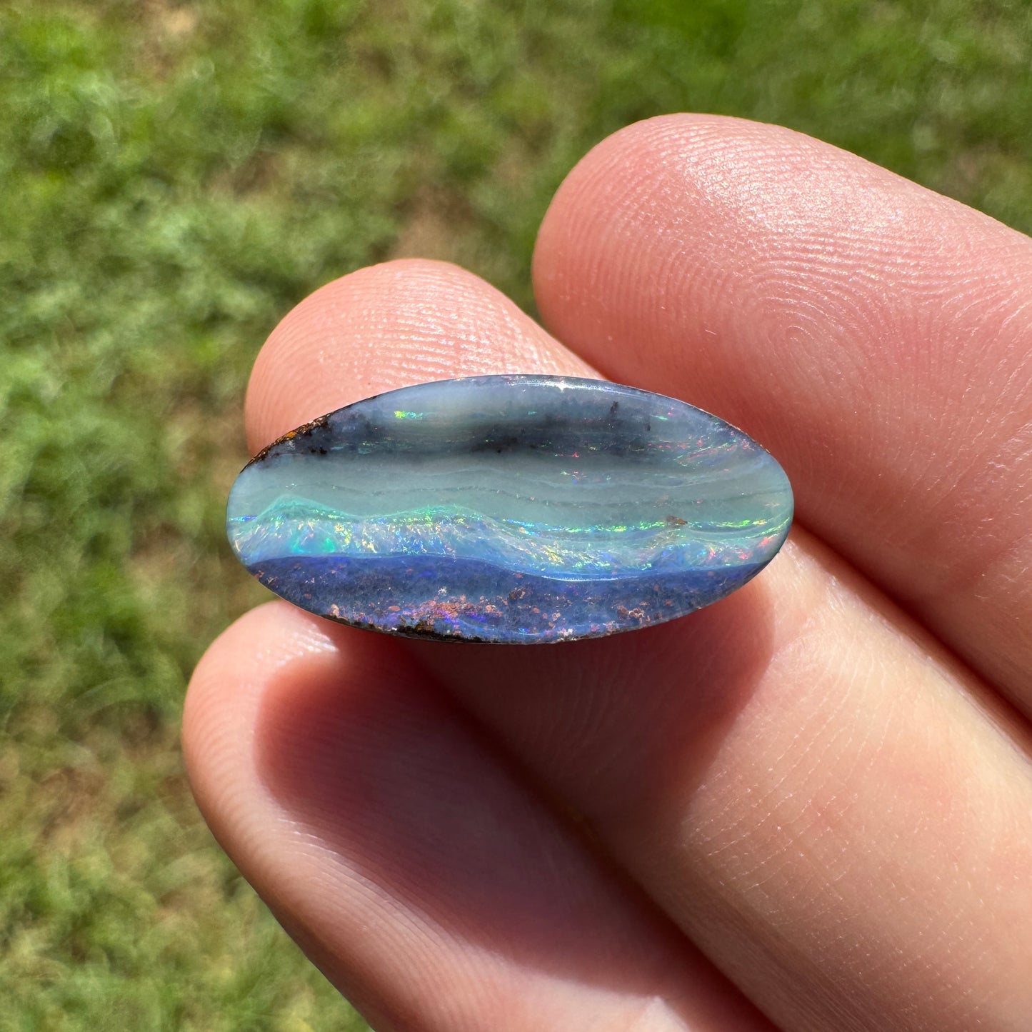 5.34 Ct oval boulder opal