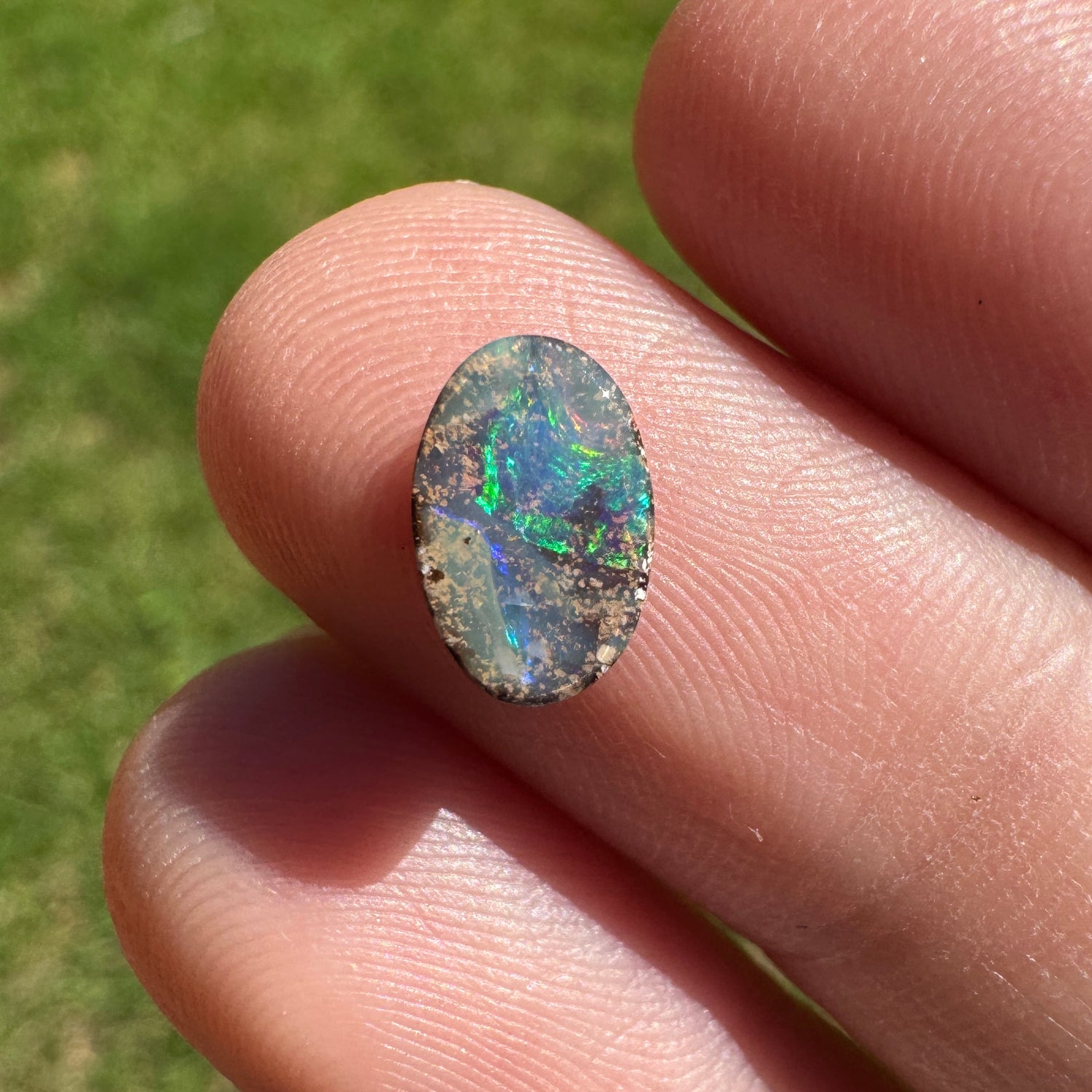 1.15 Ct small boulder opal - Broken River Mining