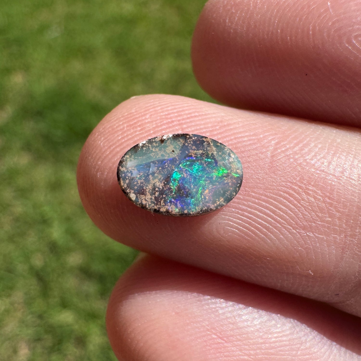 1.15 Ct small boulder opal - Broken River Mining
