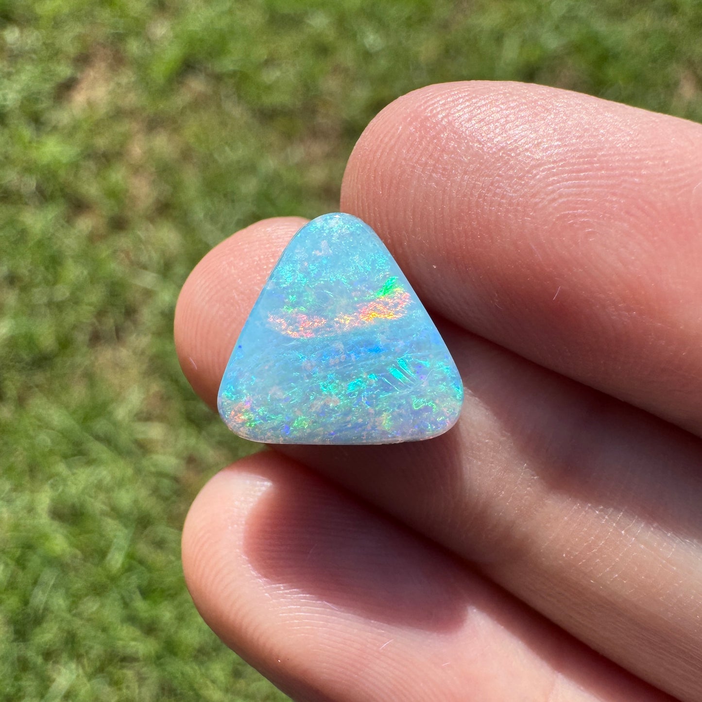 4.33 Ct triangle boulder opal
