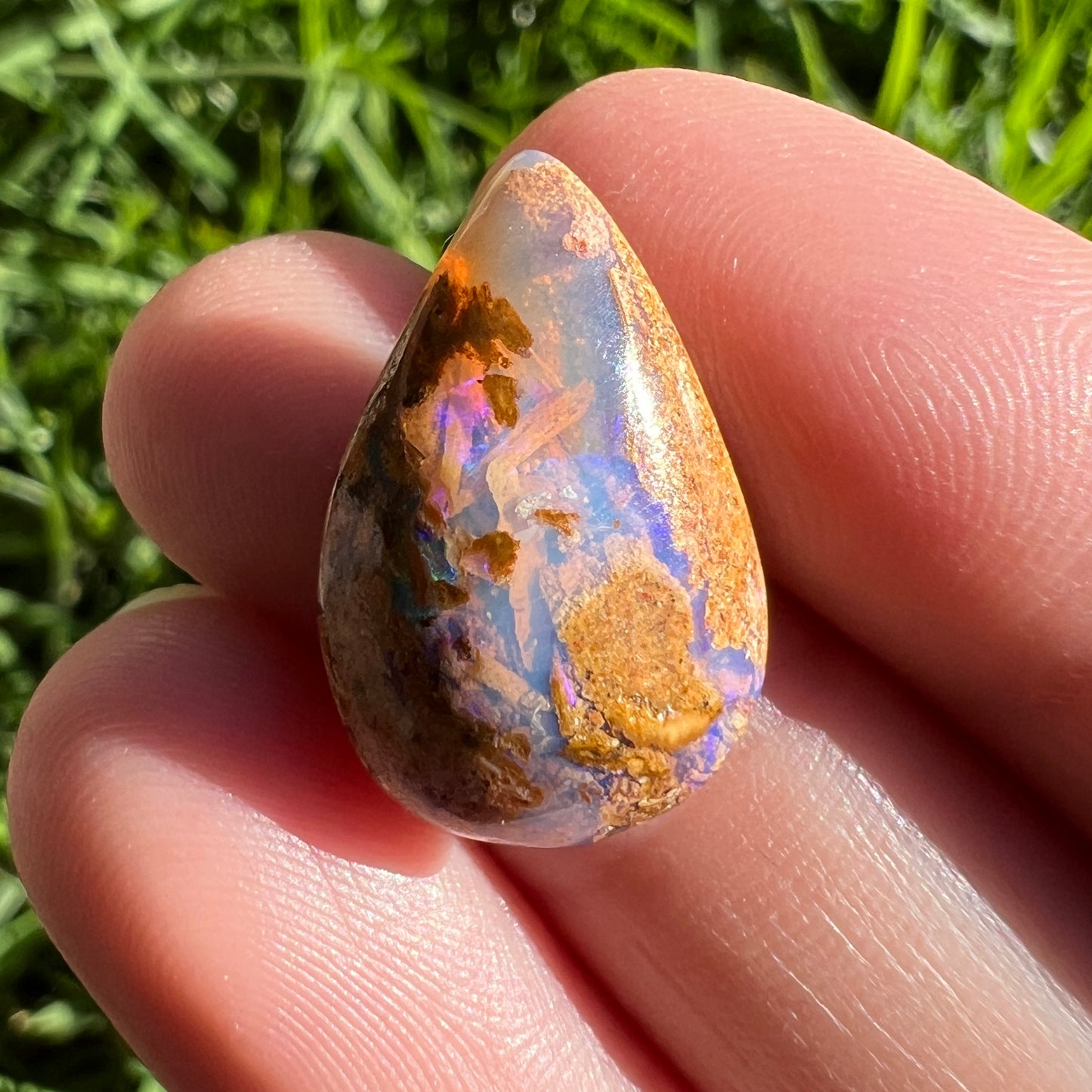 6.95 Ct wood replacement opal