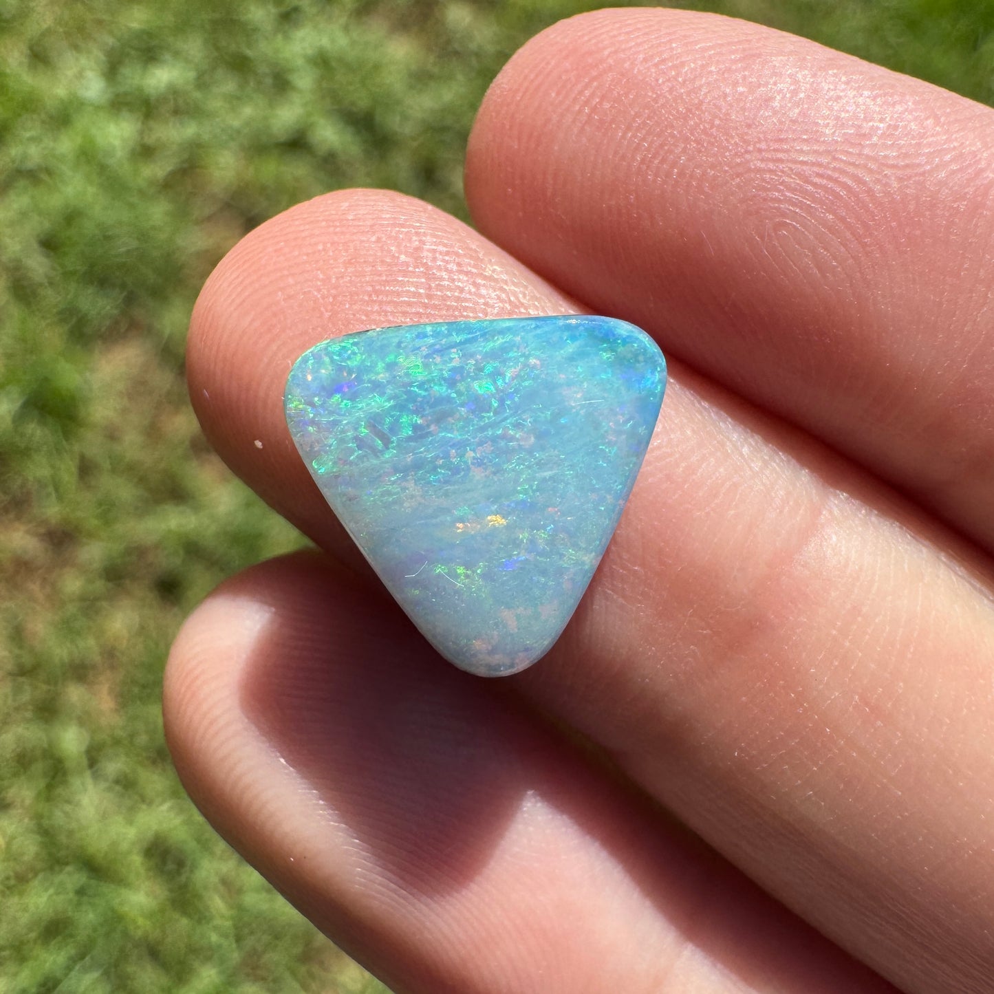 4.33 Ct triangle boulder opal