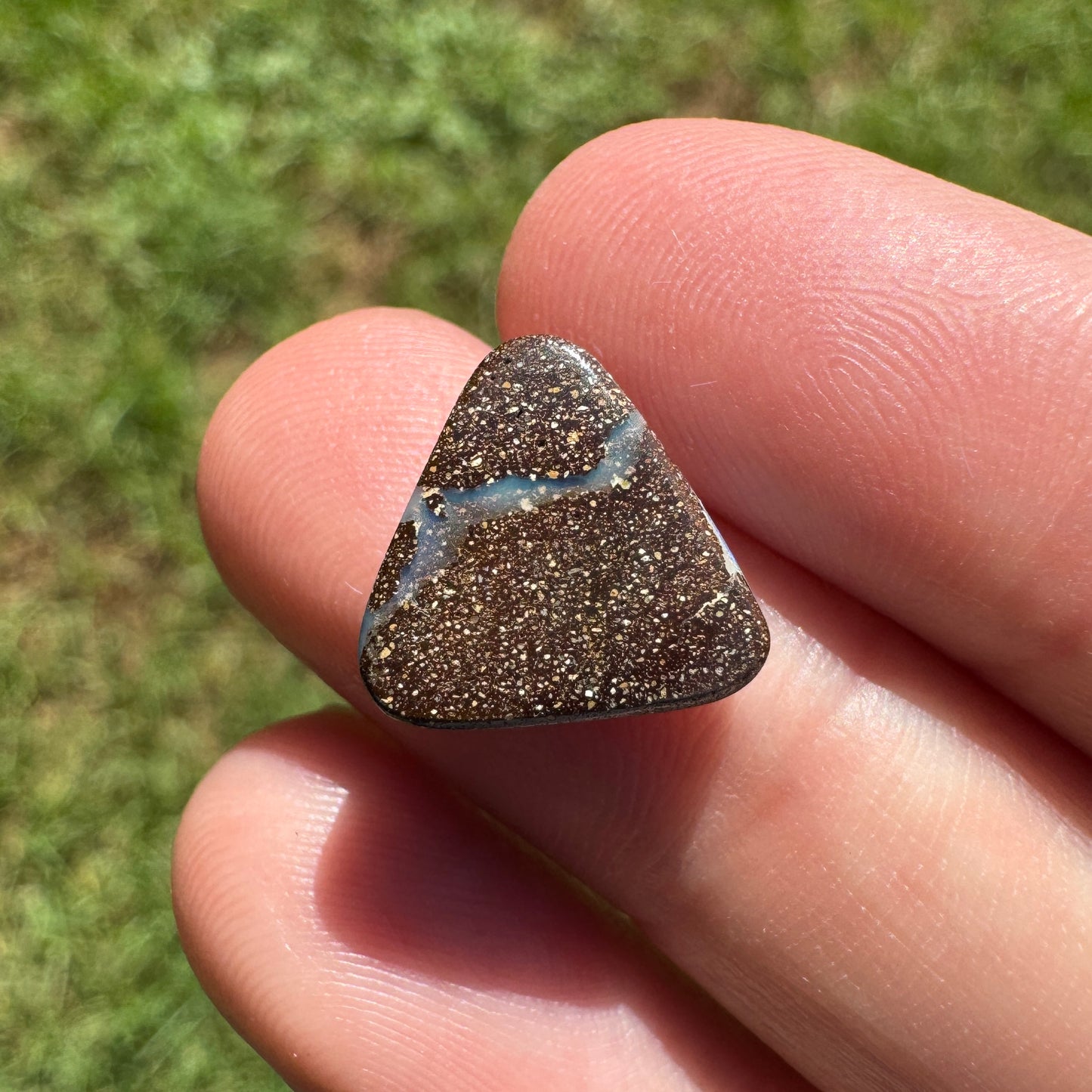 4.33 Ct triangle boulder opal