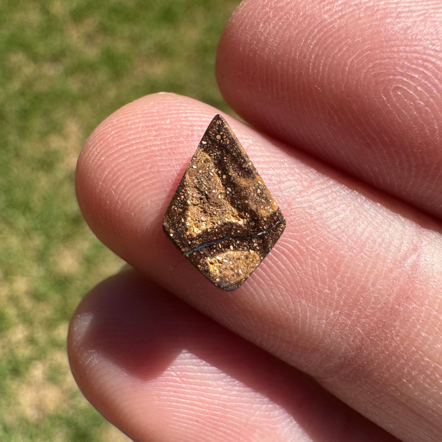 1.19 Ct small boulder opal - Broken River Mining