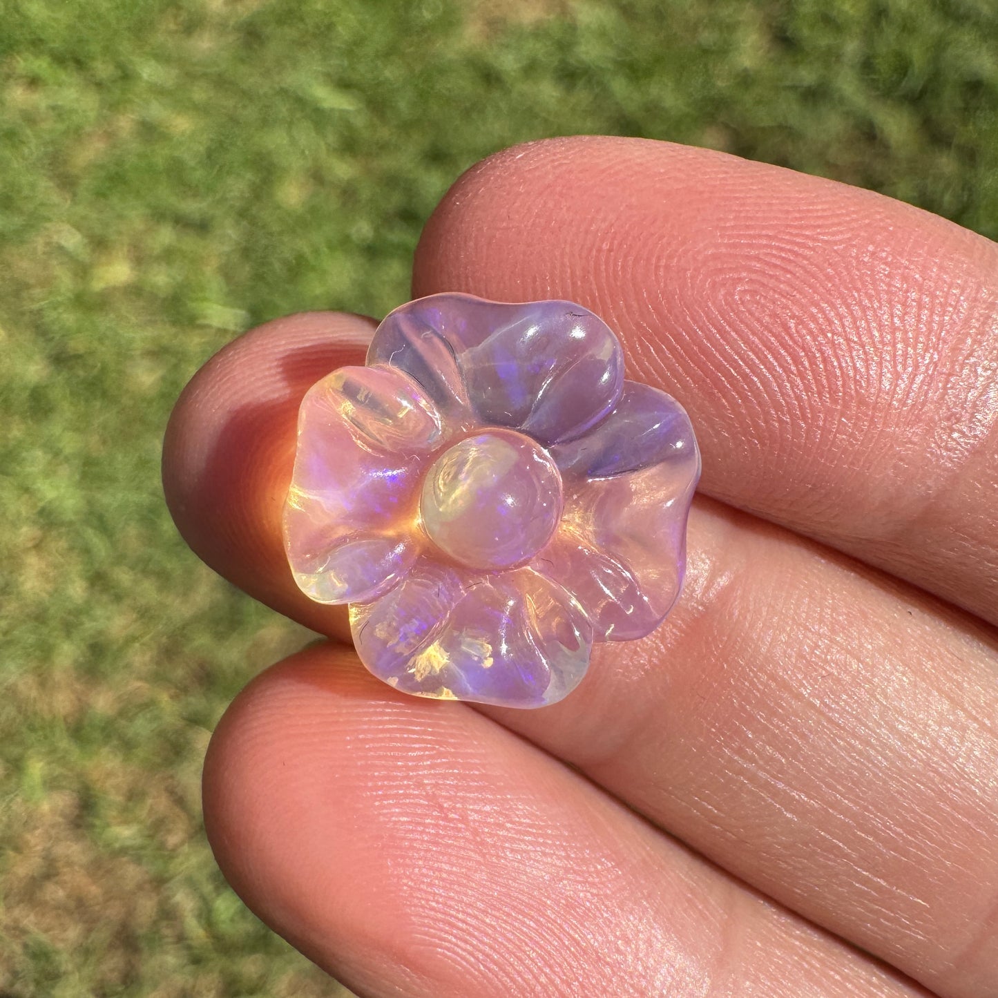 6.09 Ct carved flower opal