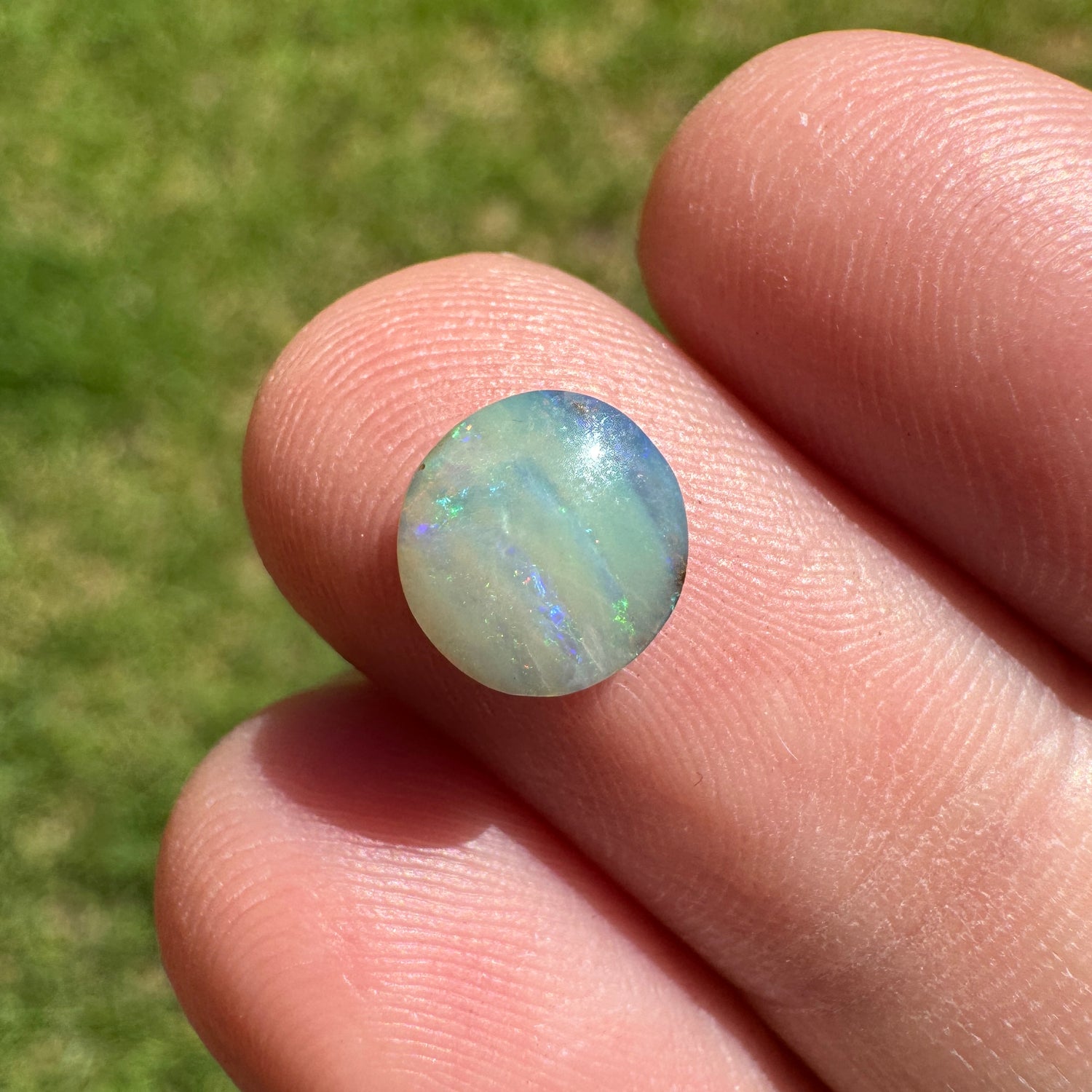 1.13 Ct small boulder opal - Broken River Mining