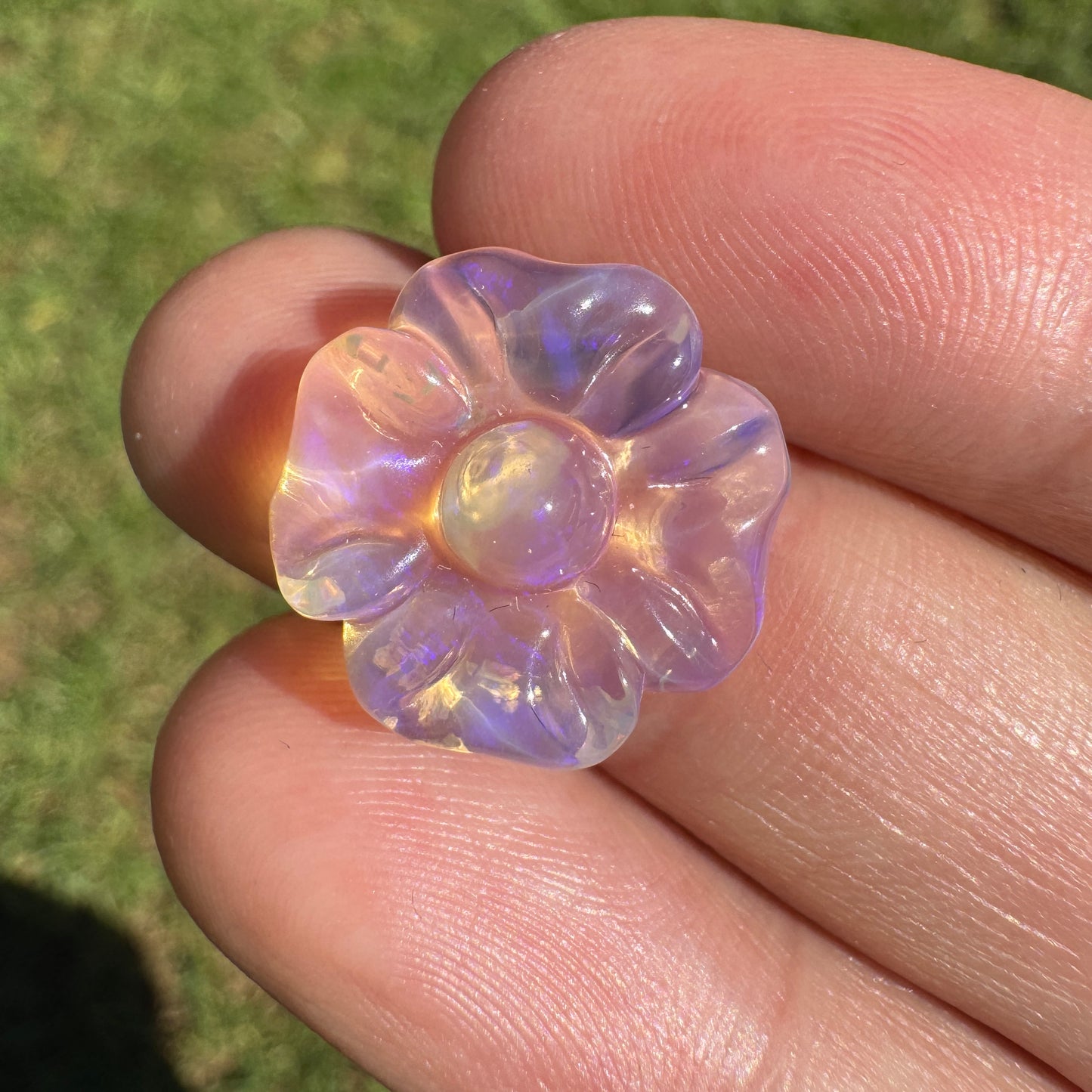 6.09 Ct carved flower opal