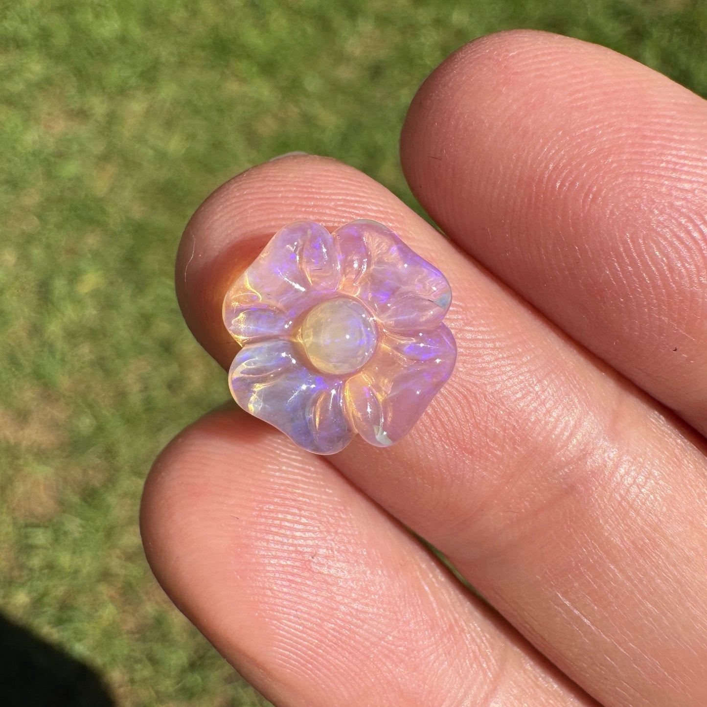 2.38 Ct carved flower opal