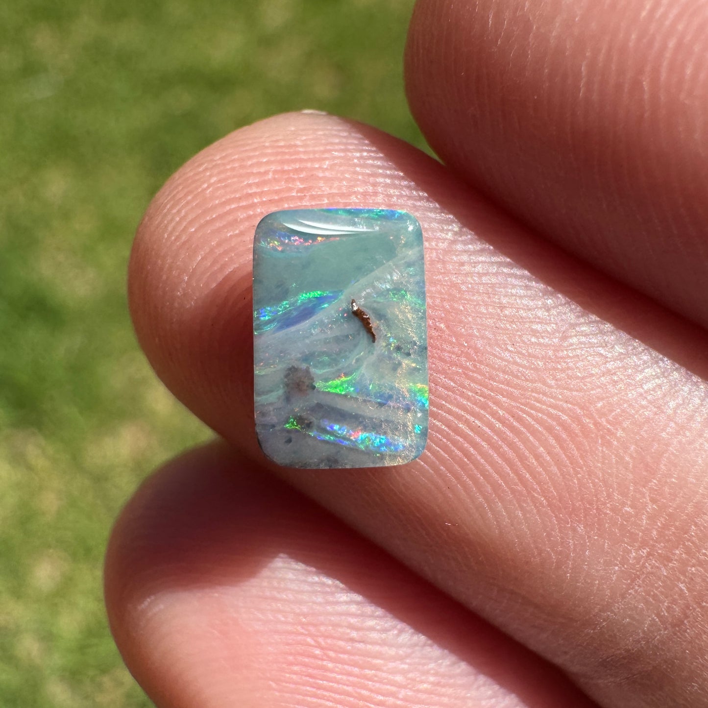 1.13 Ct small boulder opal - Broken River Mining