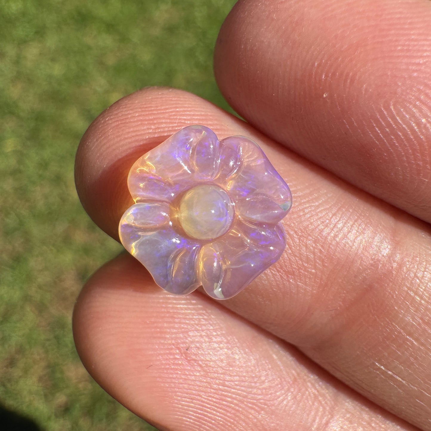 2.38 Ct carved flower opal