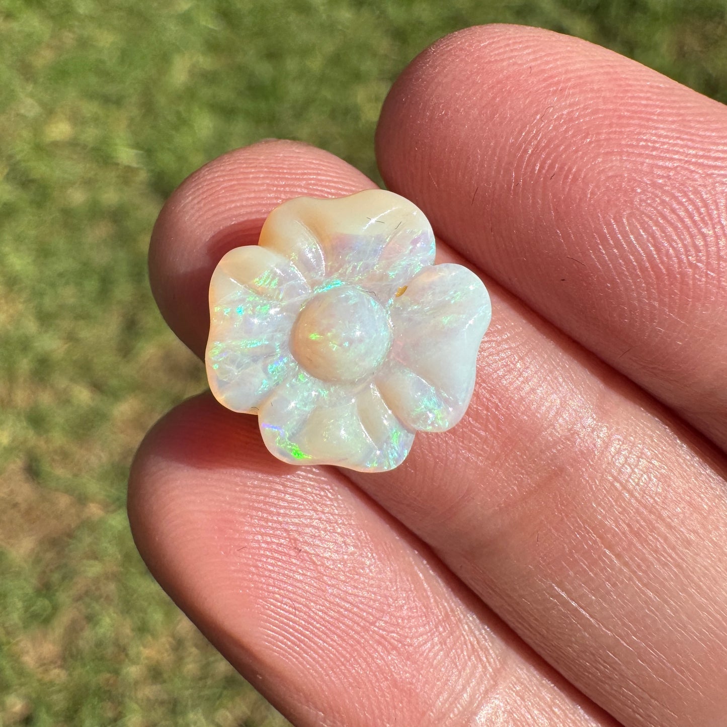 3.46 Ct carved flower opal