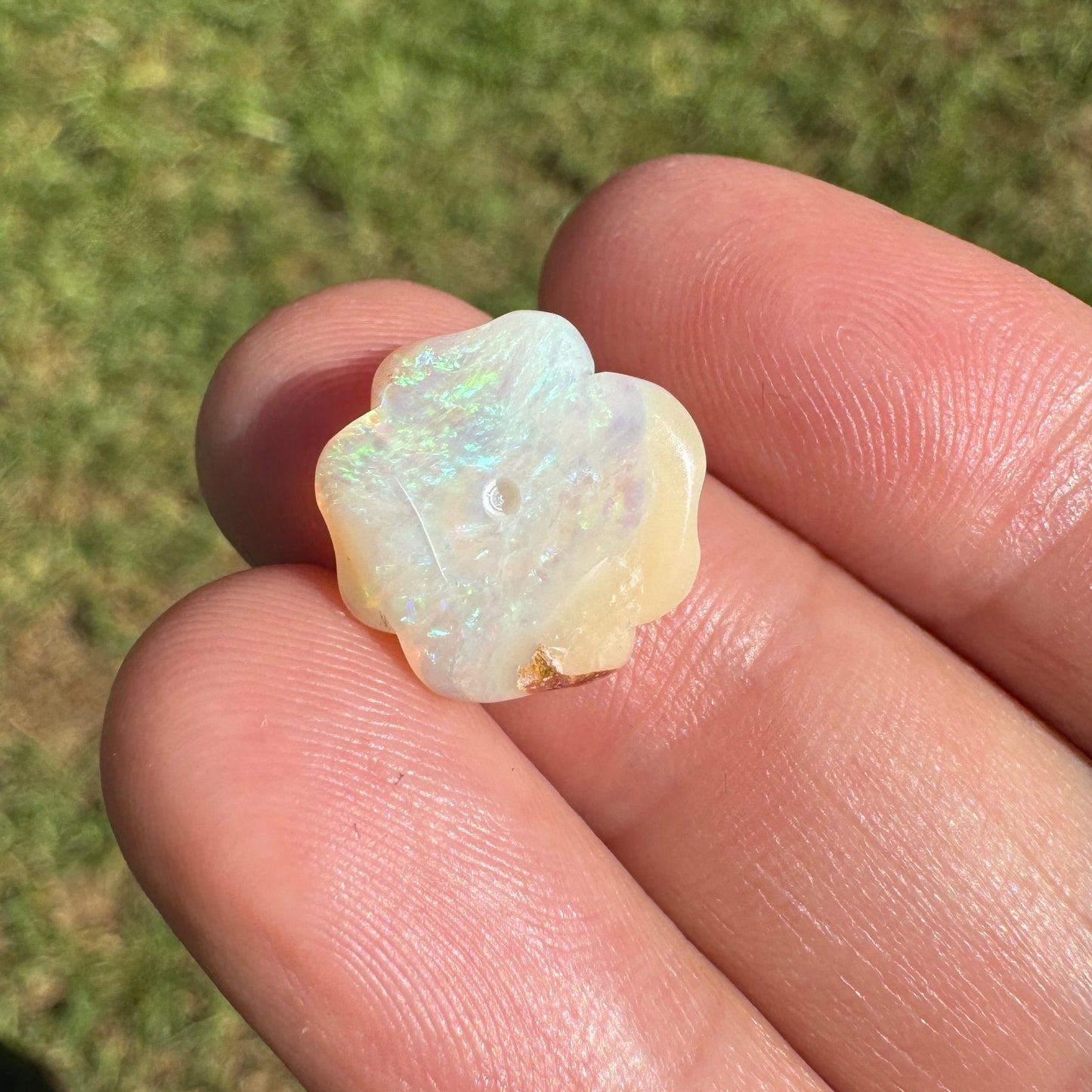 3.46 Ct carved flower opal
