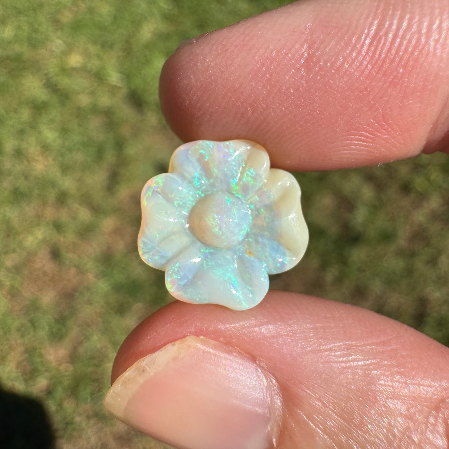 3.46 Ct carved flower opal