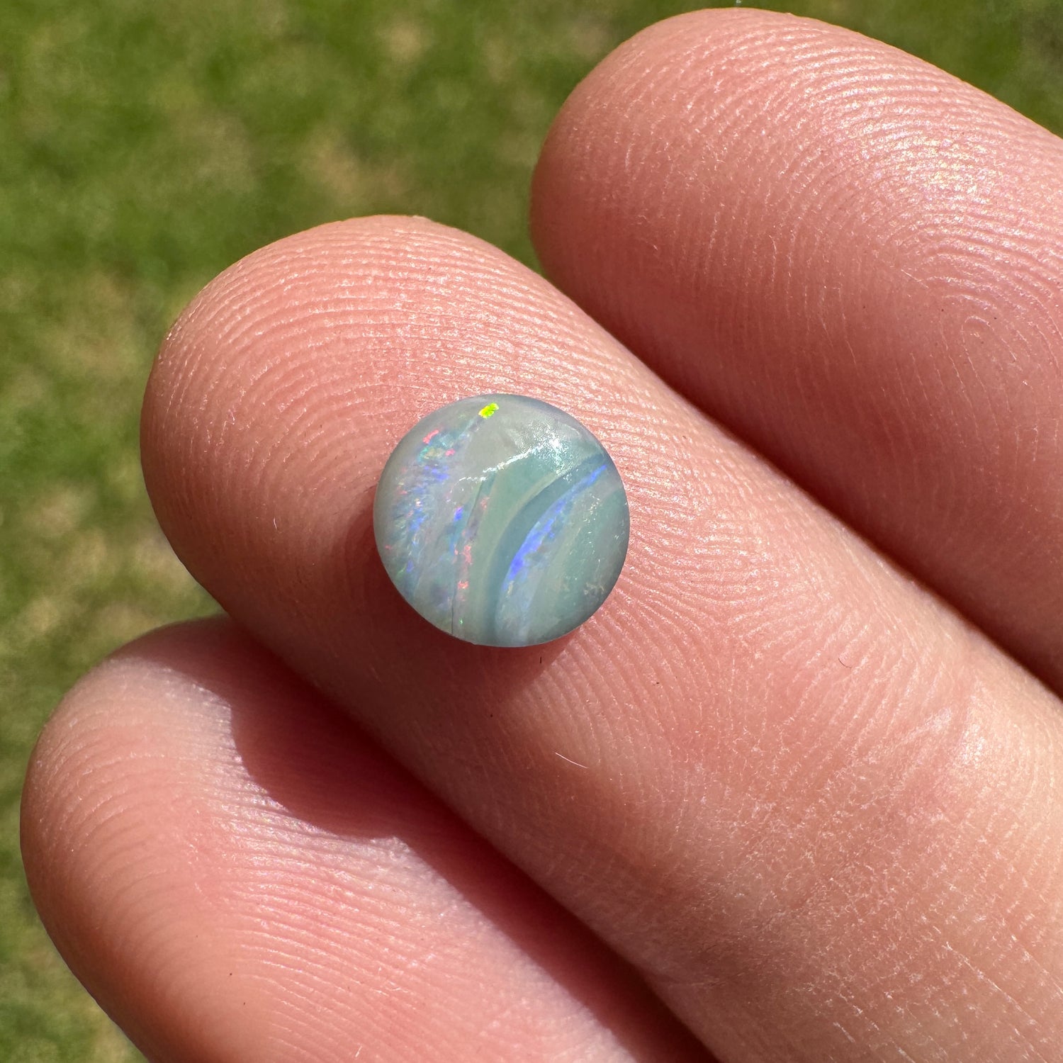 0.69 Ct extra small boulder opal - Broken River Mining