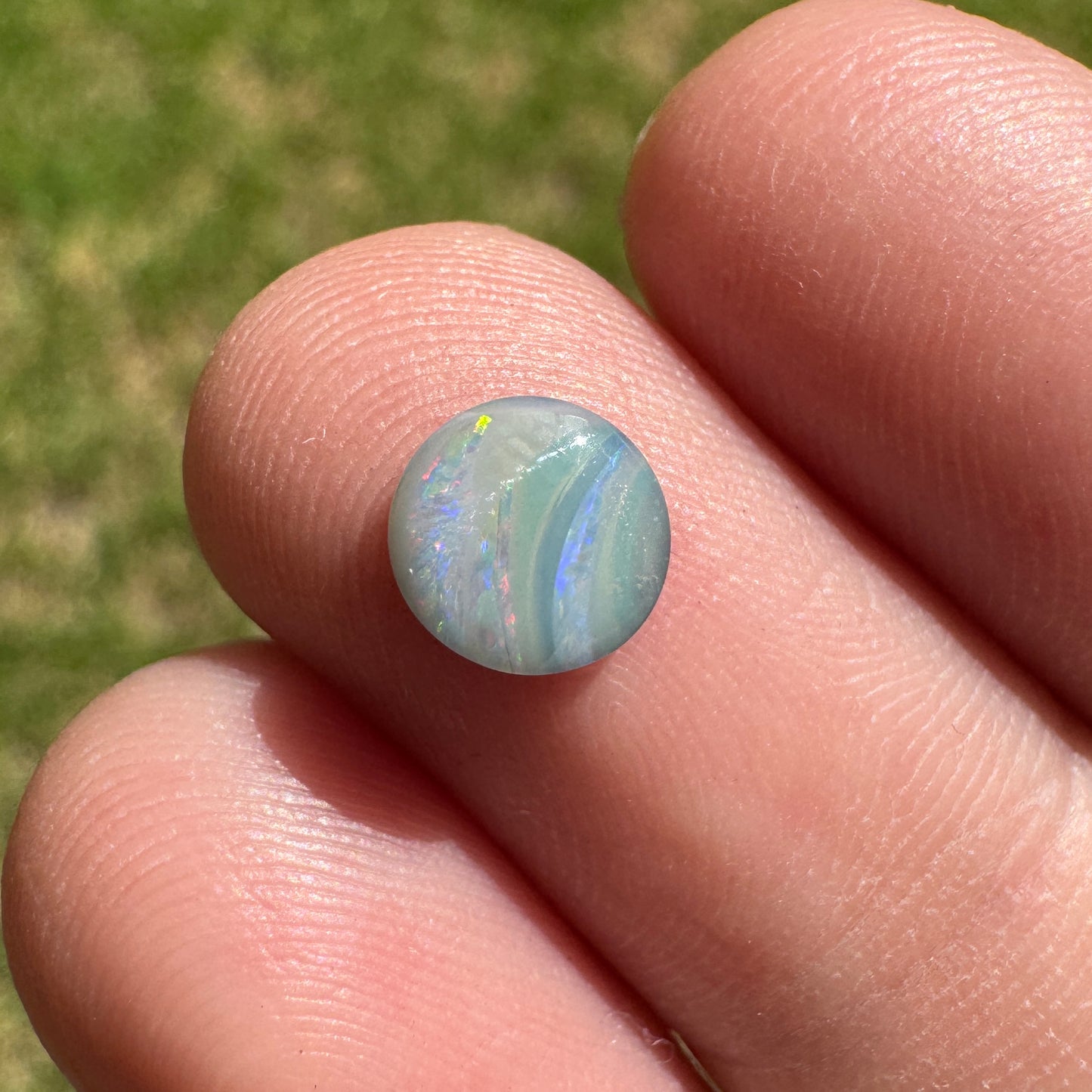 0.69 Ct extra small boulder opal - Broken River Mining