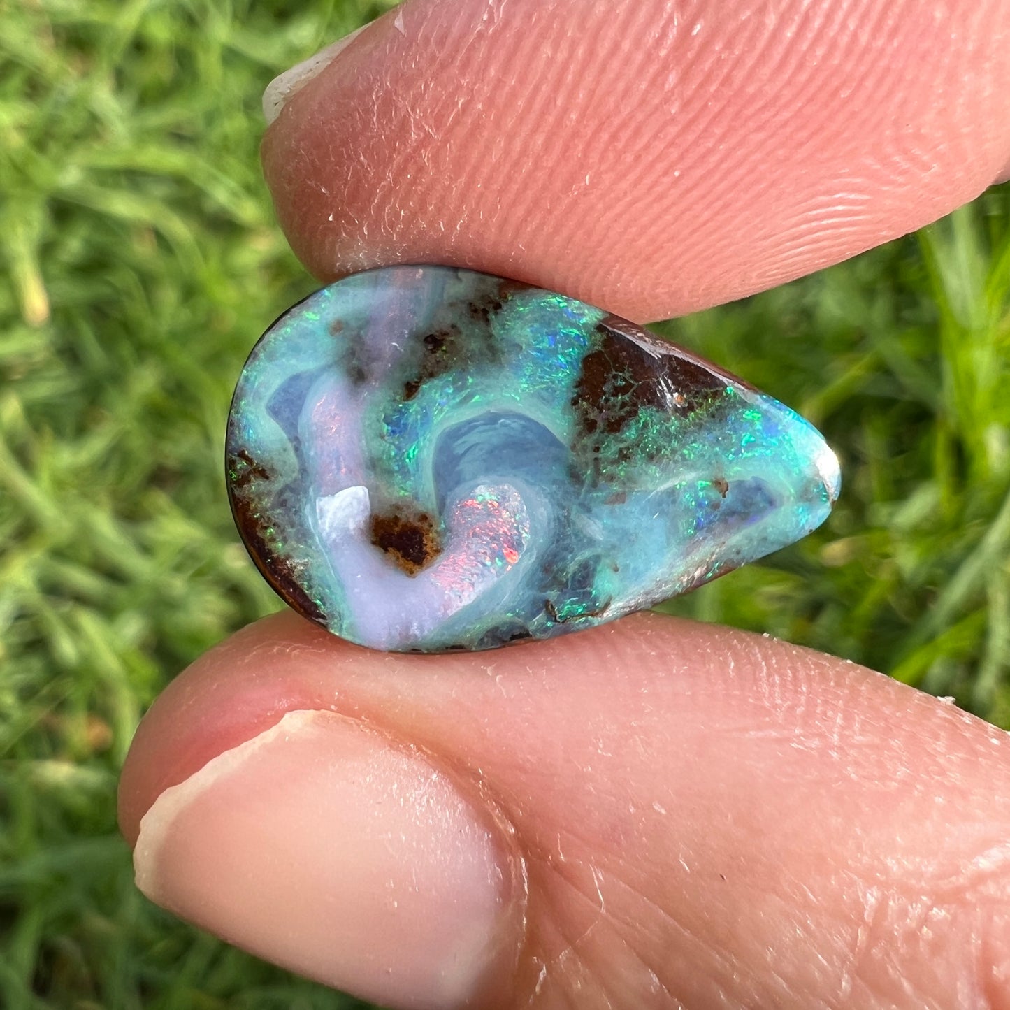 6.67 Ct teardrop boulder opal
