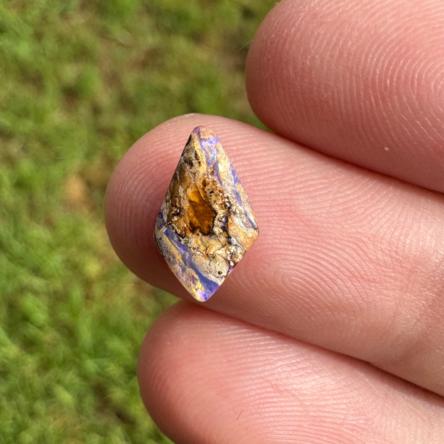 0.81 Ct small wood replacement opal