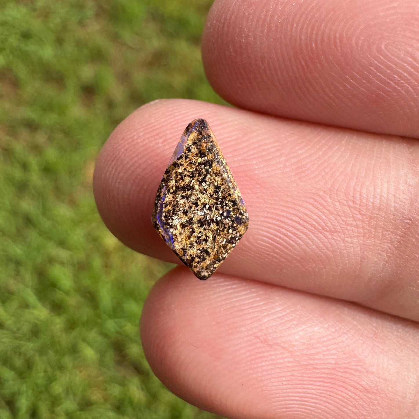 0.81 Ct small wood replacement opal