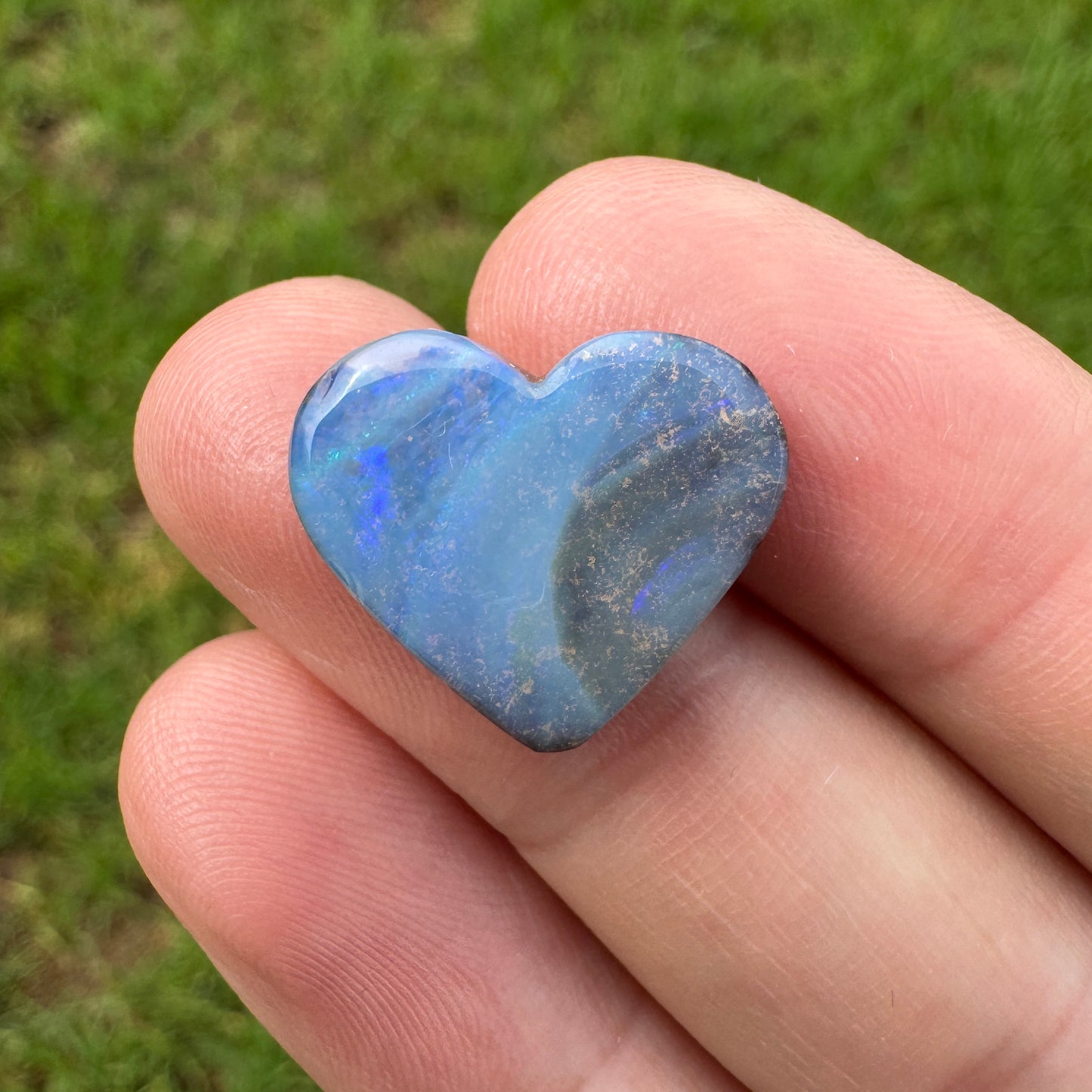 6.96 Ct heart boulder opal