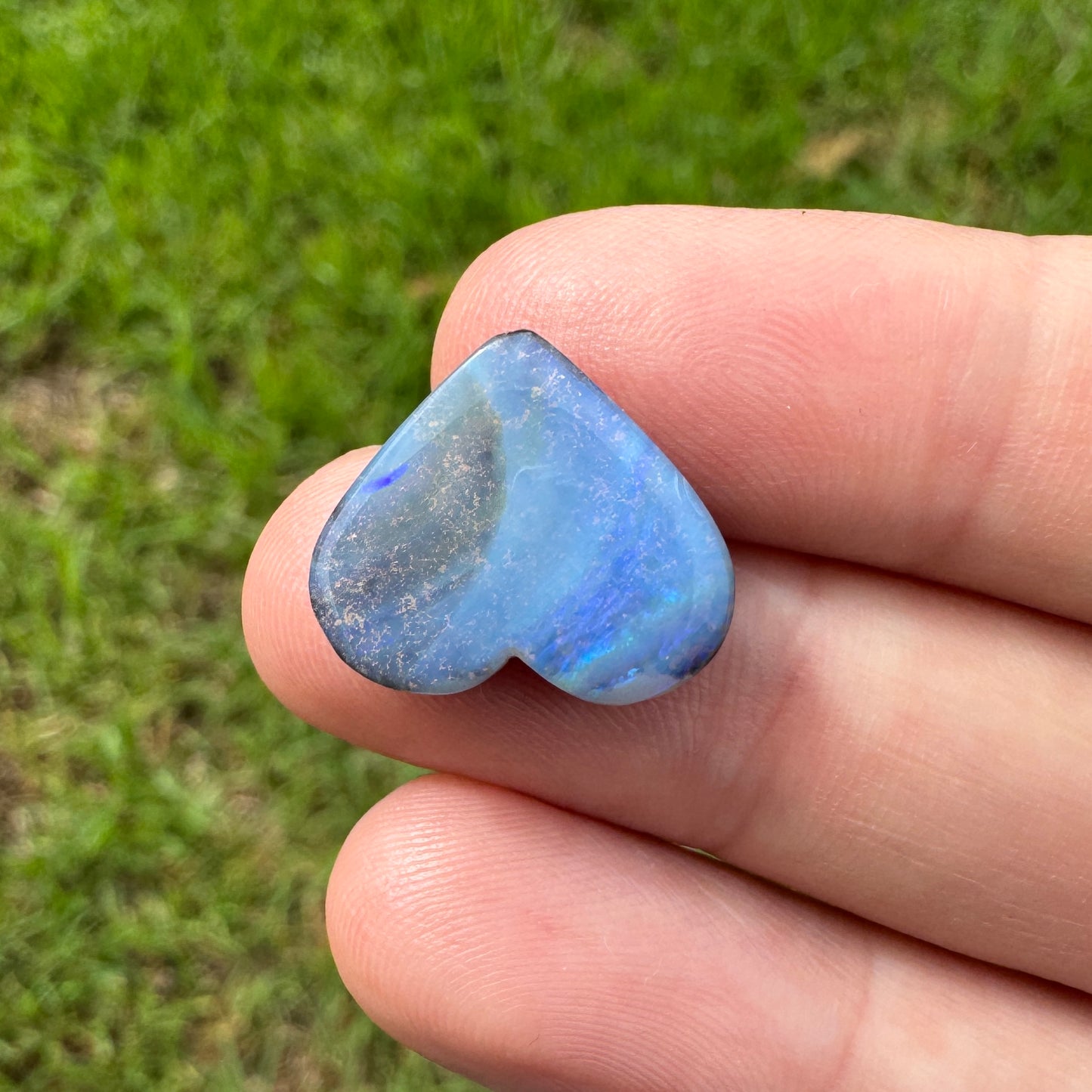 6.96 Ct heart boulder opal