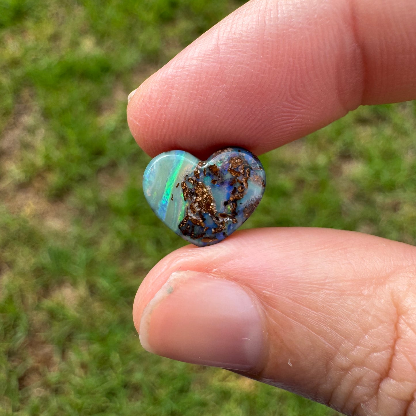 2.96 Ct small heart boulder opal