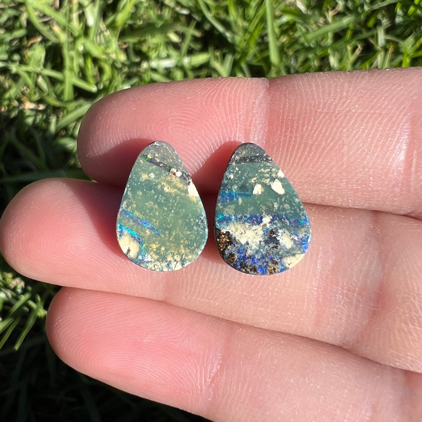 7.10 Ct boulder opal pair