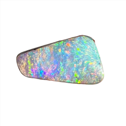 4.22 Ct rainbow boulder opal