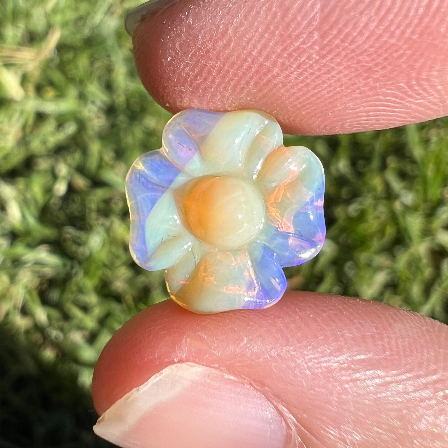 3.57 Ct carved flower opal