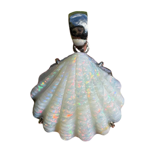 Medium fan shell boulder opal pendant (No. 04)