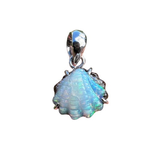 Small fan shell boulder opal pendant (No. 07)