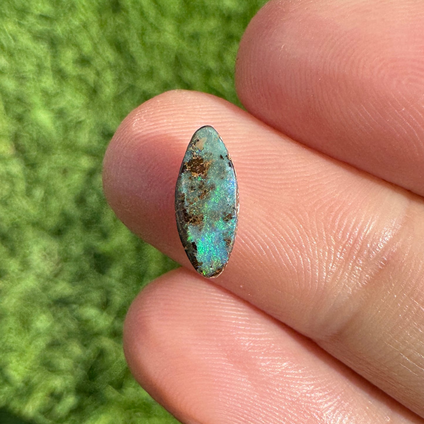 1.24 Ct small boulder opal