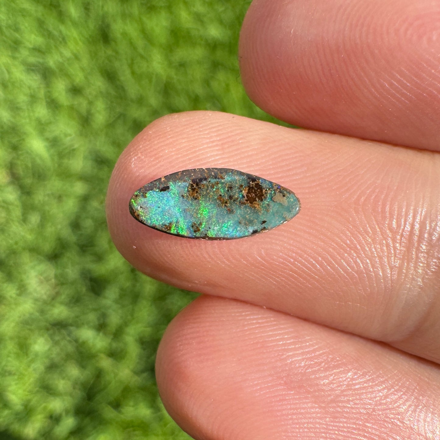 1.24 Ct small boulder opal