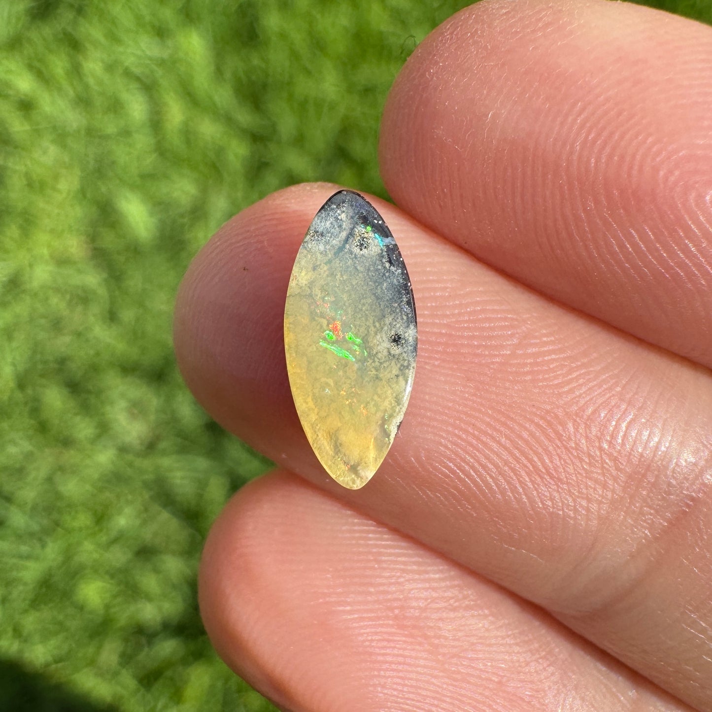1.49 Ct small boulder opal