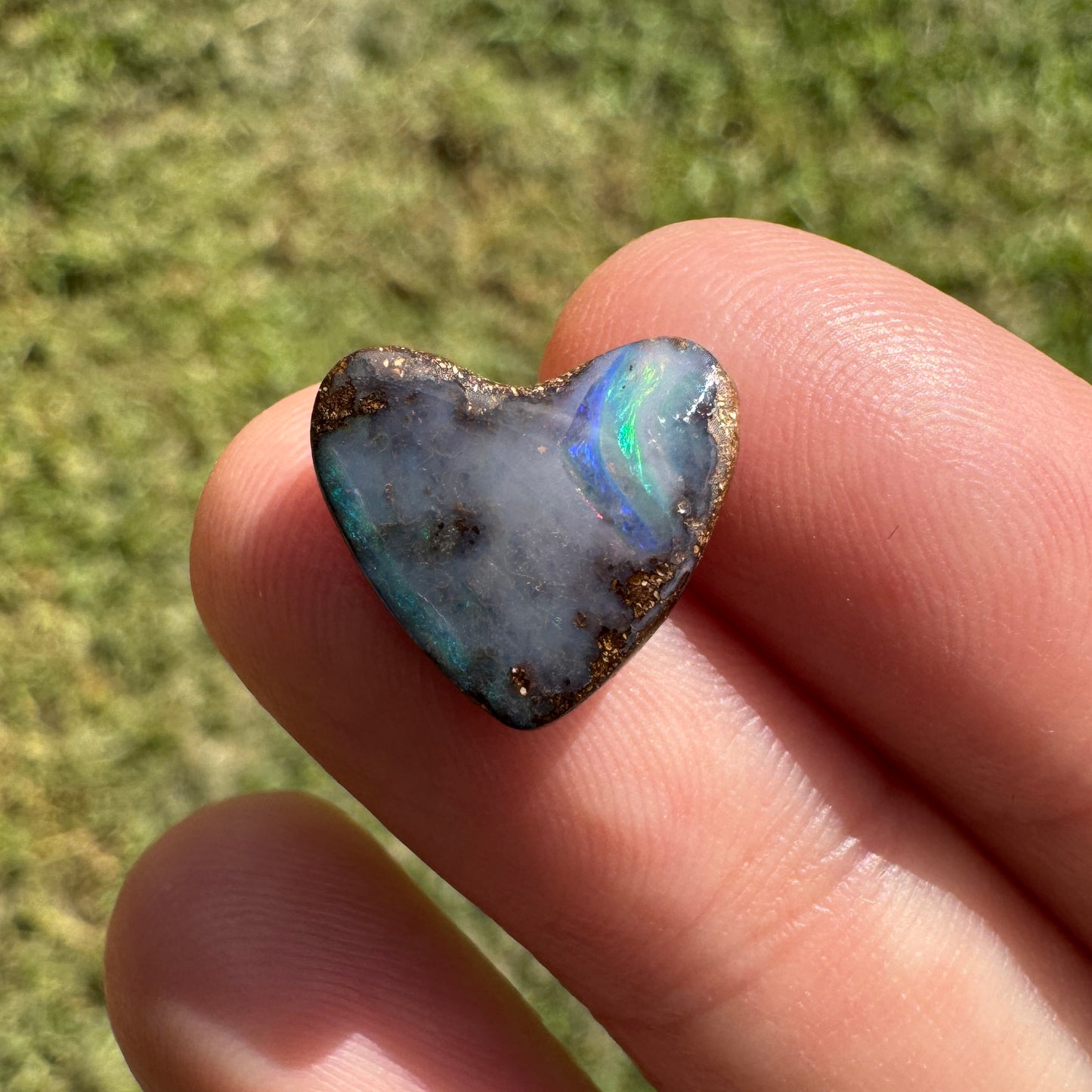 3.75 Ct heart boulder opal